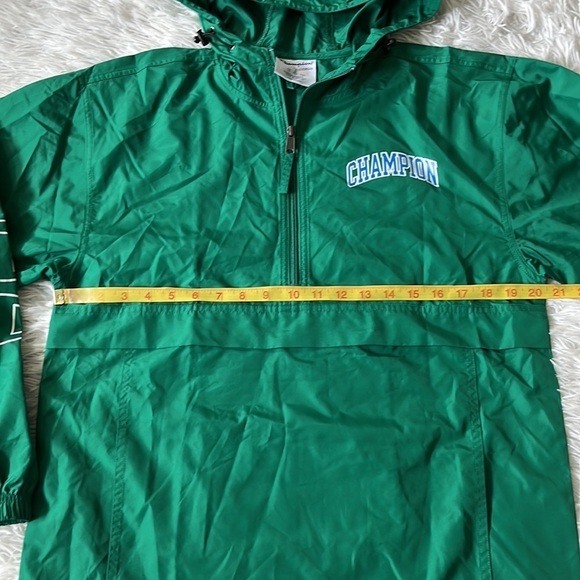 Champion Women’s Packable windbreaker Jacket in Emerald Green size Small - Picture 5 of 11